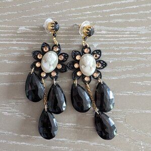 ** SOLD ** Tarina Tarantino Black Cameo Chandelier Swarovski Earrings Black